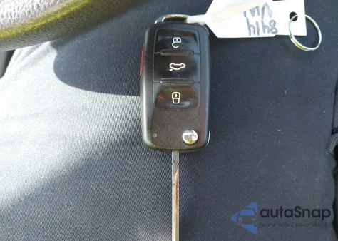 2012 Volkswagen Jetta 2.0L S из США, поврежденный, VIN 3VW2K7AJ1CM357267